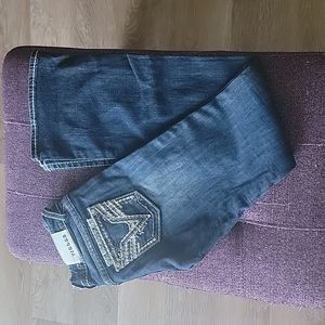 Vigoss Jeans, Dublin Fit, Size 1/2 x 33"L